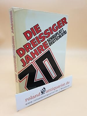 Image du vendeur pour Die dreissiger Jahre, Schauplatz Deutschland / Mnchen, Haus der Kunst, 11. Februar - 17. April 1977 ; Essen, Museum Folkwang, 30. April - 3. Juli 1977 ; Zrich, Kunsthaus, 15. Juli - 18. September 1977 mis en vente par Roland Antiquariat UG haftungsbeschrnkt