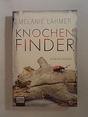 Seller image for Knochenfinder: Kriminalroman (Allgemeine Reihe. Bastei Lbbe Taschenbcher). for sale by Buchmerlin