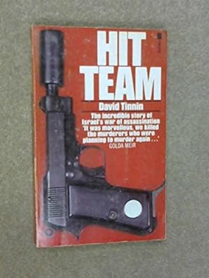Seller image for The Hit Team for sale by Pieuler Store