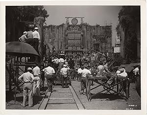 Bild des Verkufers fr King Kong (Original photograph from the set of the 1933 film) zum Verkauf von Royal Books, Inc., ABAA