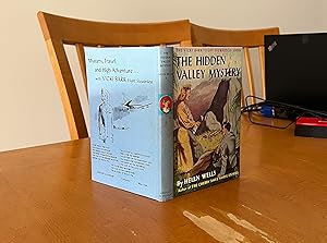 The Hidden Valley Mystery - Vicki Barr #3 Pictorial / Picture Cover