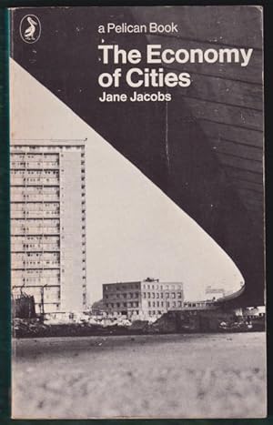 Imagen del vendedor de The Economy of Cities a la venta por Invisible Books