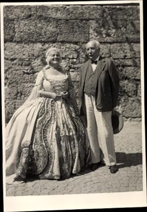 Foto Ansichtskarte / Postkarte Komponist Richard Strauss und Opernsängerin, Portrait