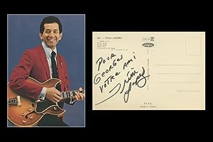 Image du vendeur pour Trini Lopez (1937-2020) - Jolie photo ddicace (au verso) mis en vente par PhP Autographs