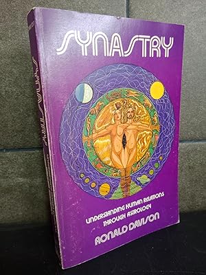 Seller image for Synastry: Understanding Human Relations/Astrology: Understanding Human Relations Through Astrology. Ronaldo Davidson. Ingls. for sale by Lauso Books