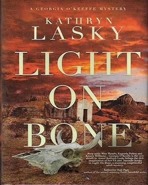 Light on Bone (A Georgia O?Keeffe Mystery)