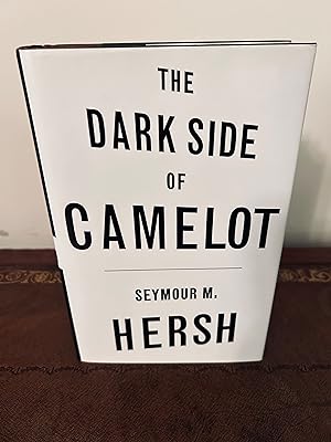 Image du vendeur pour The Dark Side of Camelot [FIRST EDITION, FIRST PRINITING] mis en vente par Vero Beach Books