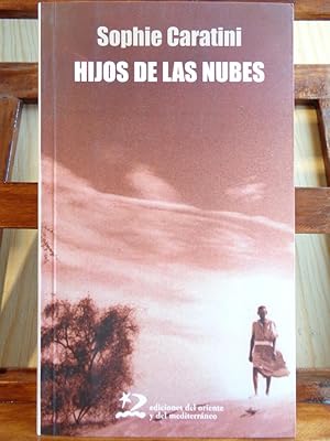 Image du vendeur pour HIJOS DE LAS NUBES mis en vente par LIBRERA ROBESPIERRE