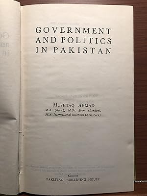 Bild des Verkufers fr Government and Politics in Pakistan zum Verkauf von Rosario Beach Rare Books