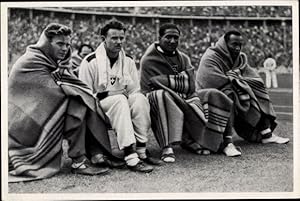 Bild des Verkufers fr Sammelbild Olympia 1936, Sprinter Frank Wykoff, Paul Hnni, Ralph Metcalfe, Jesse Owens - Sammelwerk Nr. 14, Band II, Gruppe 57, Bild Nr. 34 zum Verkauf von akpool GmbH