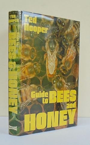 Bild des Verkufers fr Guide to Bees & Honey. zum Verkauf von C. Arden (Bookseller) ABA