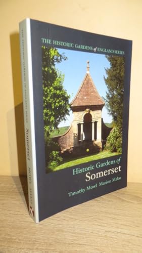 Immagine del venditore per Historic Gardens of Somerset (The Historic Gardens of England) venduto da Parrott Books