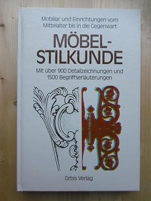 Immagine del venditore per Mbel-Stilkunde. Ein Bildlexikon. (bersetzung und Bearbeitung des Textes: Henriette Graf). venduto da Antiquariat Steinwedel