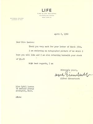 ATTRACTIVE LETTER FROM THE NOTED PHOTOGRAPHER: ALFRED EISENSTAEDT