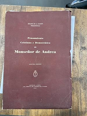 Imagen del vendedor de Pensamiento cristiano y democratico de Monseor de Andrea a la venta por Libros nicos