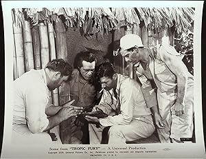 Bild des Verkufers fr Tropic Fury 8 X 10 Still 1939 Richard Arlen, Andy Devine, Beverly Roberts zum Verkauf von AcornBooksNH