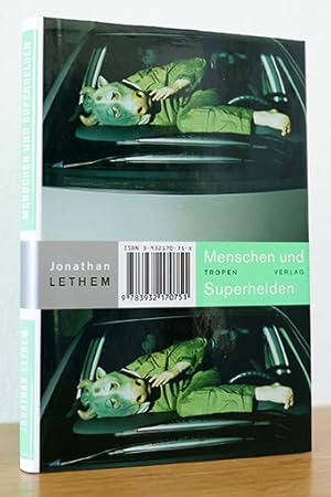 Bild des Verk�ufers f�r Menschen und Superhelden. Stories zum Verkauf von AMSELBEIN - Antiquariat und Neubuch