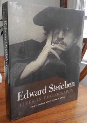 Imagen del vendedor de Edward Steichen - Lives in Photography a la venta por Derringer Books, Member ABAA