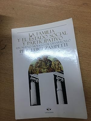 Imagen del vendedor de La familia y el estado social y participativo a la venta por Libros nicos