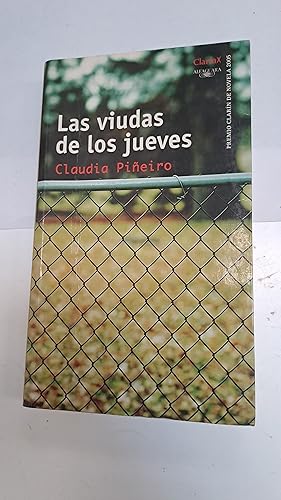 Immagine del venditore per Las viudas de los jueves venduto da Libros nicos