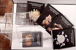 Image du vendeur pour Modernist Cuisine. El arte y la ciencia de la cocina (5 tomos + Manual de cocina) mis en vente par La Social. Galera y Libros
