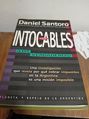 Immagine del venditore per Los intocables venduto da Libros nicos