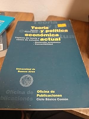 Imagen del vendedor de Teoria y politica economica actual a la venta por Libros nicos