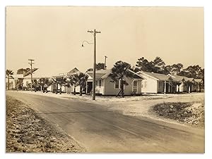 Ca. 1930s-40s photograph of a small Florida neighborhood, possibly Lakeland