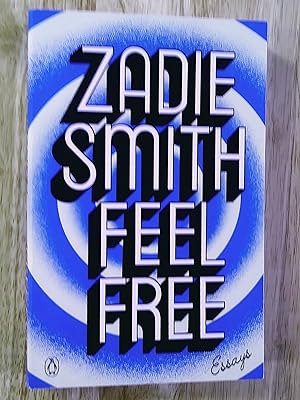 Imagen del vendedor de Feel Free: Essays a la venta por Livresse