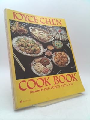 Imagen del vendedor de Joyce Chen Cook Book a la venta por ThriftBooksVintage