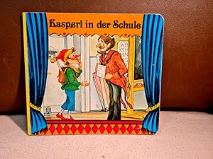 Kasperl in der Schule.