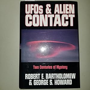 Bild des Verkufers fr UFOs & Alien Contact: Two Centuries of Mystery zum Verkauf von CKBooks