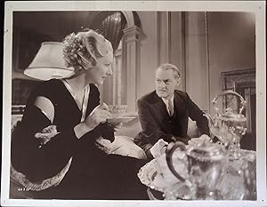 Image du vendeur pour Washington Masquerade 8 X 10 Still 1932 Lionel Barrymore, Karen Morley mis en vente par AcornBooksNH