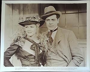 Immagine del venditore per Valley of the Giants 8 X 10 Still 1938 Wayne Morris, Claire Trevor, Alan Hale Sr. venduto da AcornBooksNH