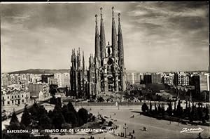 Image du vendeur pour Ansichtskarte / Postkarte Barcelona Katalonien Spanien, Sagrada Famlia, Temple Expiatori de la Sagrada Famlia mis en vente par akpool GmbH