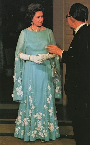 Queen Elizabeth In Japan 1975 Royal Visit Postcard