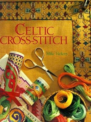 Immagine del venditore per CELTIC CROSS STITCH venduto da WeBuyBooks