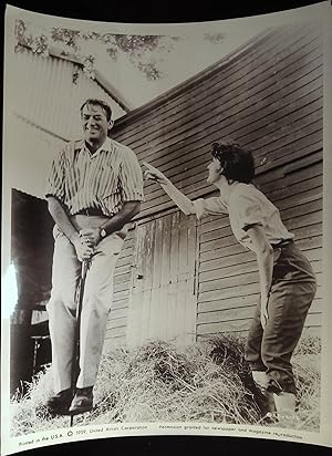 Bild des Verkufers fr On the Beach 8 x 10 Still 1959 Gregory Peck, Ava Gardner zum Verkauf von AcornBooksNH