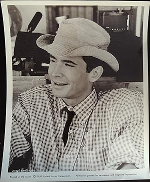 Image du vendeur pour On the Beach 8 x 10 Still 1959 Anthony Perkins mis en vente par AcornBooksNH