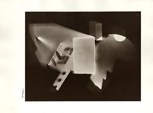Imagen del vendedor de Maurice Tabard. Original-Photographie. 1970er Jahre. o. T. (Abstrakte Darstellung. Fotomontage) a la venta por akpool GmbH