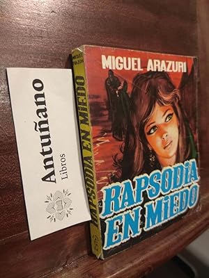 Imagen del vendedor de Rapsodia en miedo a la venta por Libros Antuano