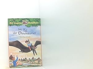 Seller image for Im Tal der Dinosaurier: Magic Edition (Das magische Baumhaus - Magic Edition) 1. Im Tal der Dinosaurier for sale by Book Broker