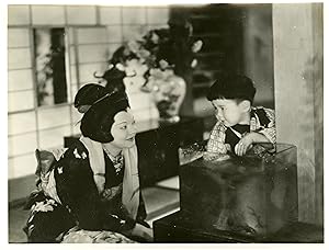 MADAME BUTTERFLY" "Réalisé par Marion GERING en 1932 avec de gauche à droite: Sylvia SIDNEY, Phil...