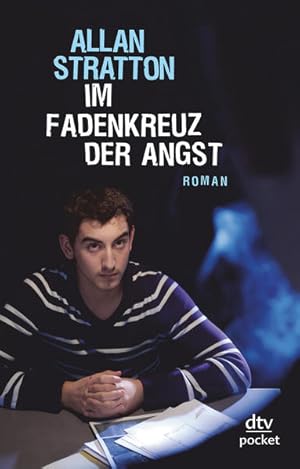 Imagen del vendedor de Im Fadenkreuz der Angst: Roman a la venta por Versandantiquariat Felix Mcke