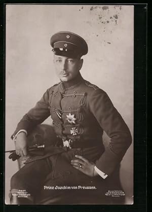Bild des Verkufers fr Ansichtskarte Prinz Joachim von Preussen in lssiger Haltung zum Verkauf von Bartko-Reher