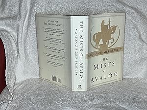 Imagen del vendedor de The Mists of Avalon a la venta por JMCbooksonline