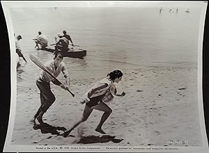 Bild des Verkufers fr On the Beach 8 x 10 Still 1959 Gregory Peck, Ava Gardner zum Verkauf von AcornBooksNH