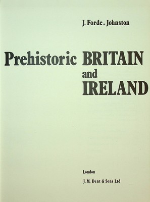 Immagine del venditore per Prehistoric Britain and Ireland venduto da Kennys Bookstore