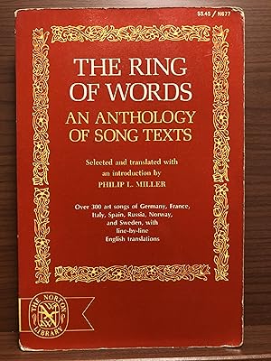 Image du vendeur pour The Ring of Words: An Anthology of Song Texts (The Norton Library) mis en vente par Rosario Beach Rare Books