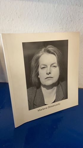 Bild des Verkufers fr Marlene Streeruwitz. Begleitheft zur Ausstellung der Stadt- und Universittsbibliothek Frankfurt am Main, 14. Januar bis 20. Februar 1998 zum Verkauf von Bchersammelservice Steinecke